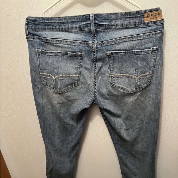 Levi Boyfriend jeans - Picture 2 of 3